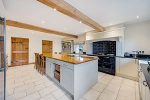 Photo 21- click for photo gallery